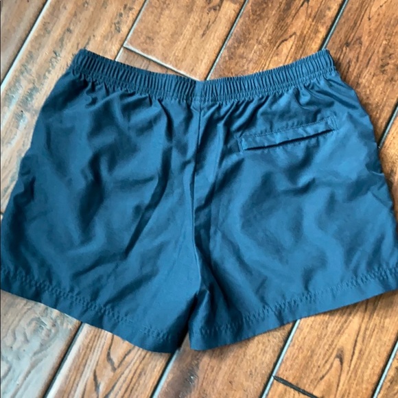 Nike navy shorts with pockets size S - Picture 4 of 8